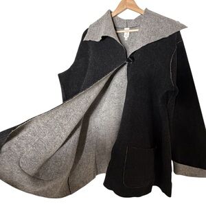 Jones New York Wool Boxy Lightweight Cape Coat Size 1X Black Gray Minimalist